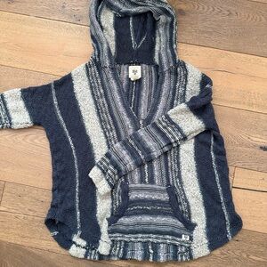 Billabong Navy and Gray V-Neck Sweater